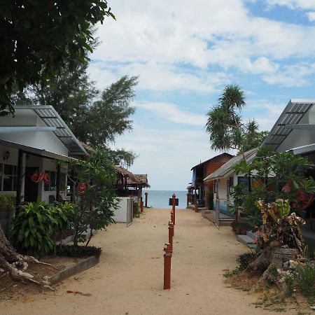 Bluesky Beach Bungalows Ko Lanta المظهر الخارجي الصورة