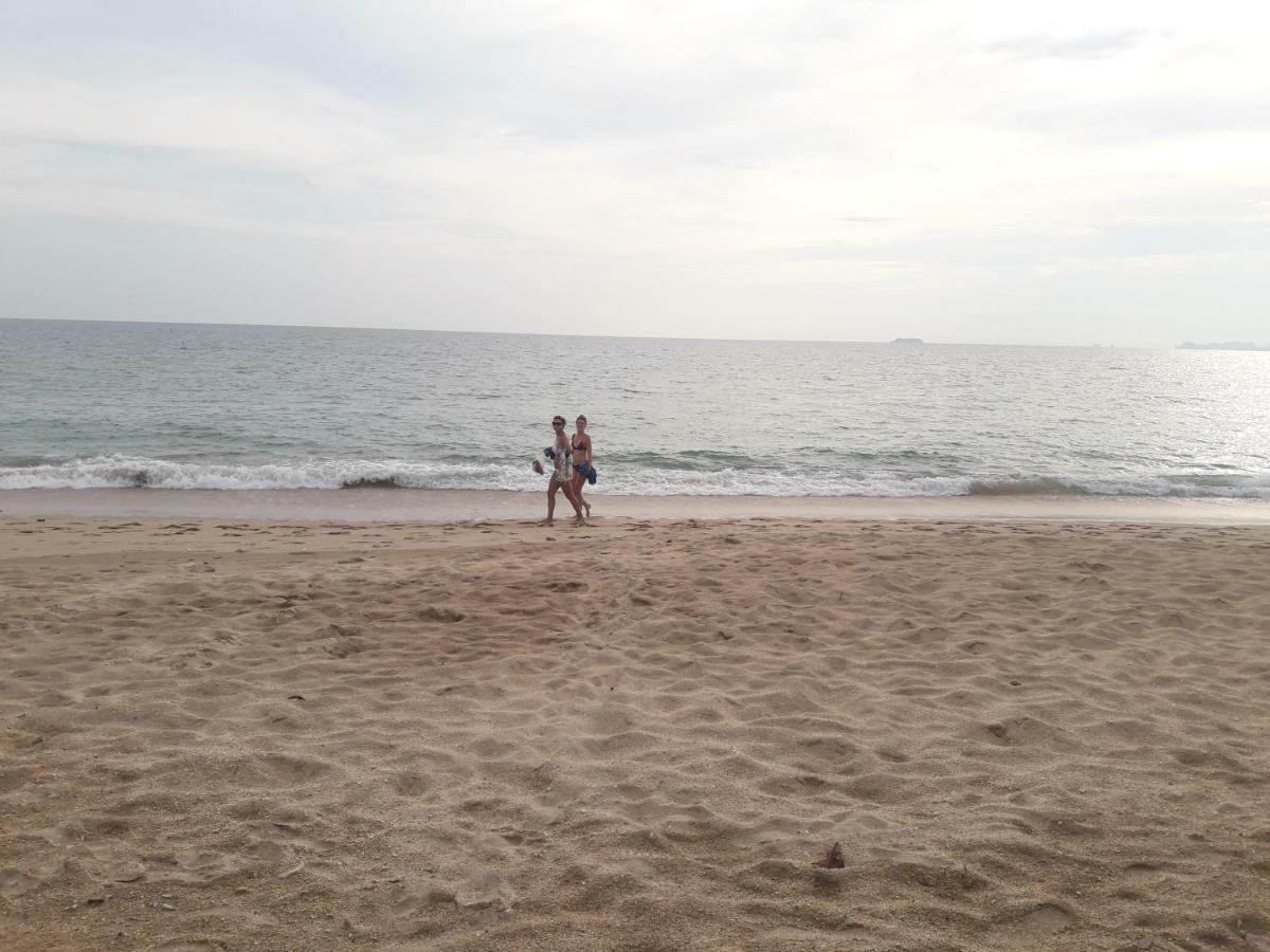 Bluesky Beach Bungalows Ko Lanta المظهر الخارجي الصورة