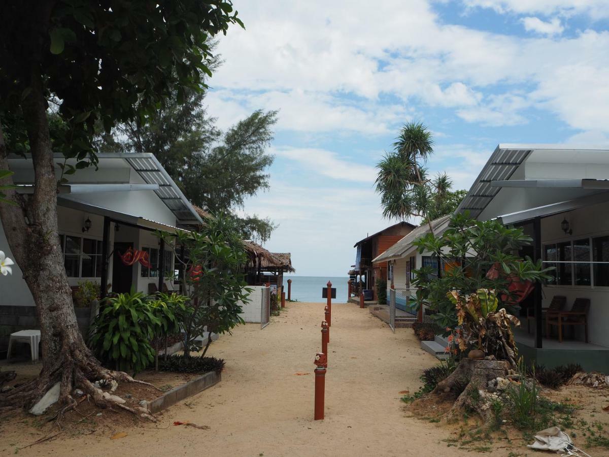 Bluesky Beach Bungalows Ko Lanta المظهر الخارجي الصورة